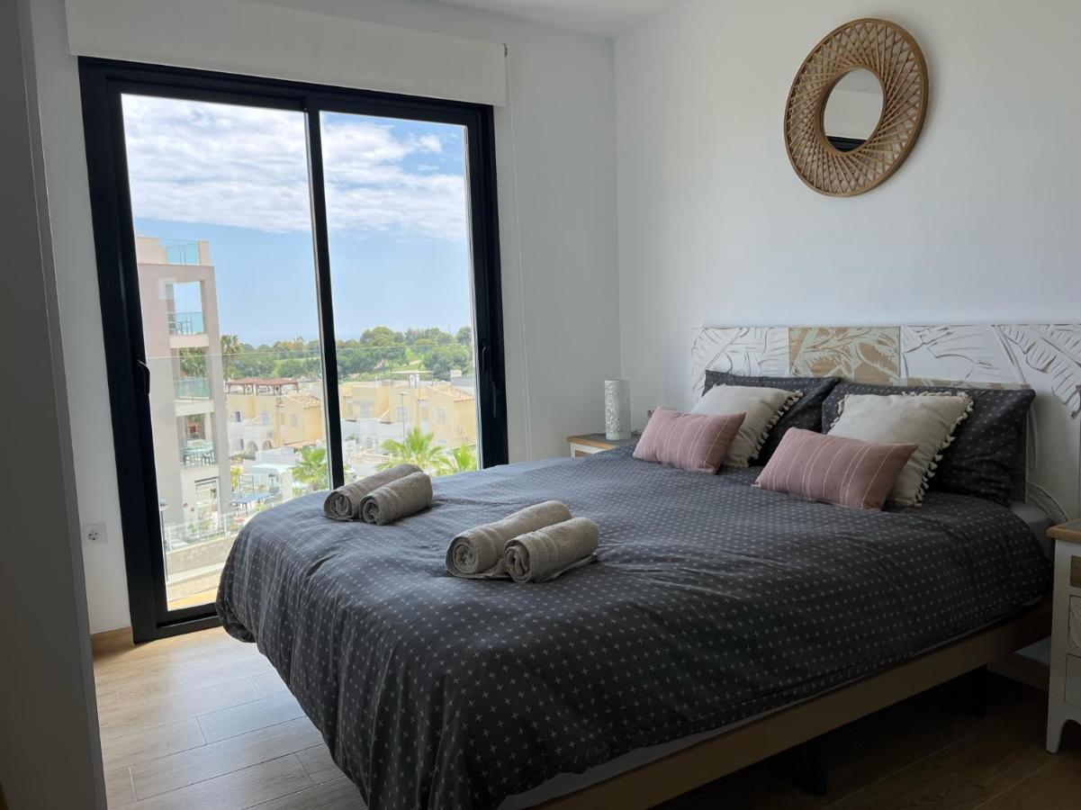 Luxurious Flat & Private Rooftop In Villamartin Orihuela Costa Dehesa de Campoamor  Eksteriør billede