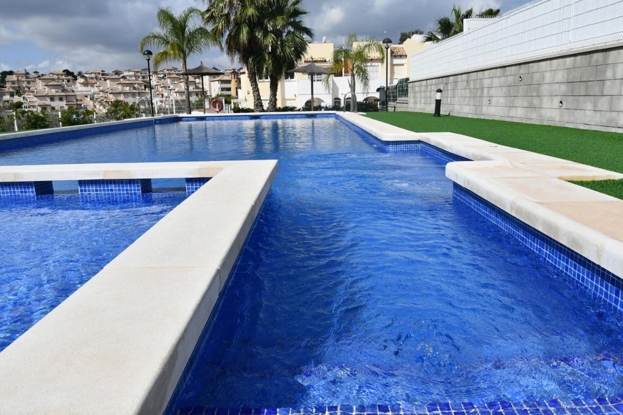 Luxurious Flat & Private Rooftop In Villamartin Orihuela Costa Dehesa de Campoamor  Eksteriør billede