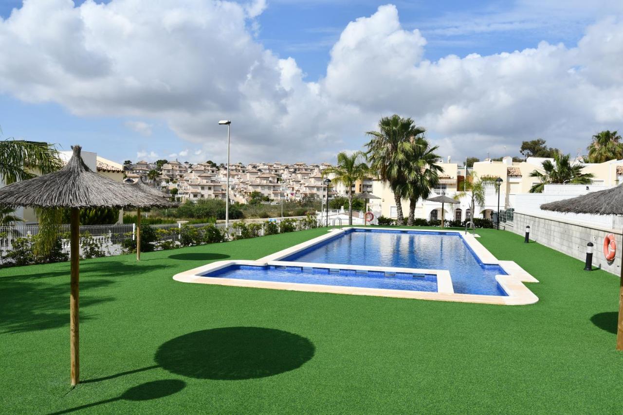 Luxurious Flat & Private Rooftop In Villamartin Orihuela Costa Dehesa de Campoamor  Eksteriør billede